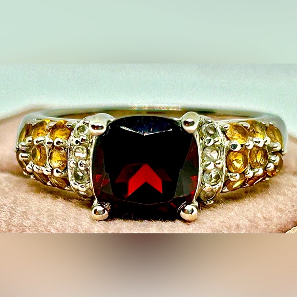 Estate | Jewelry | Rare Vintage Sz8 2ct Blood Red Garnet Wcitrine ...